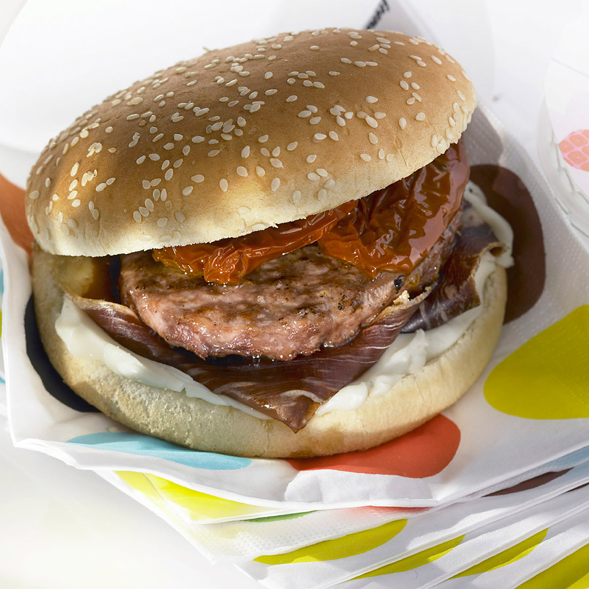 Hamburguesa de ternera y tomates secos Escuela de Cocina TELVA Recetas